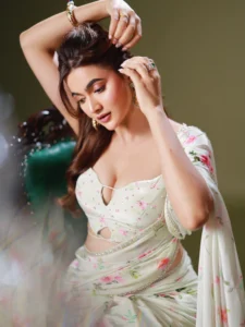 Reva Kaurase Age Date of Birth
